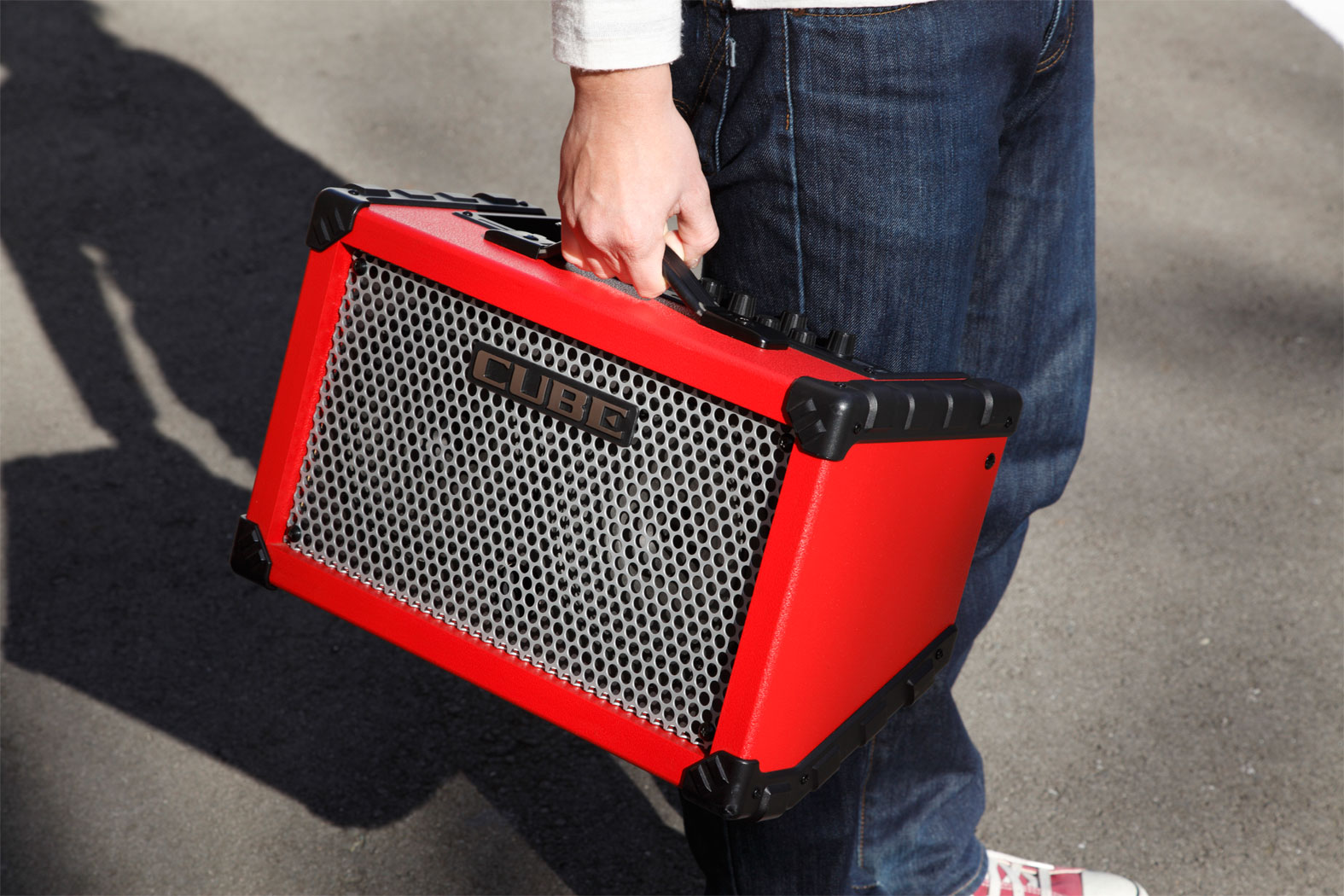 Roland India - CUBE Street | Battery-Powered Stereo Amplifier