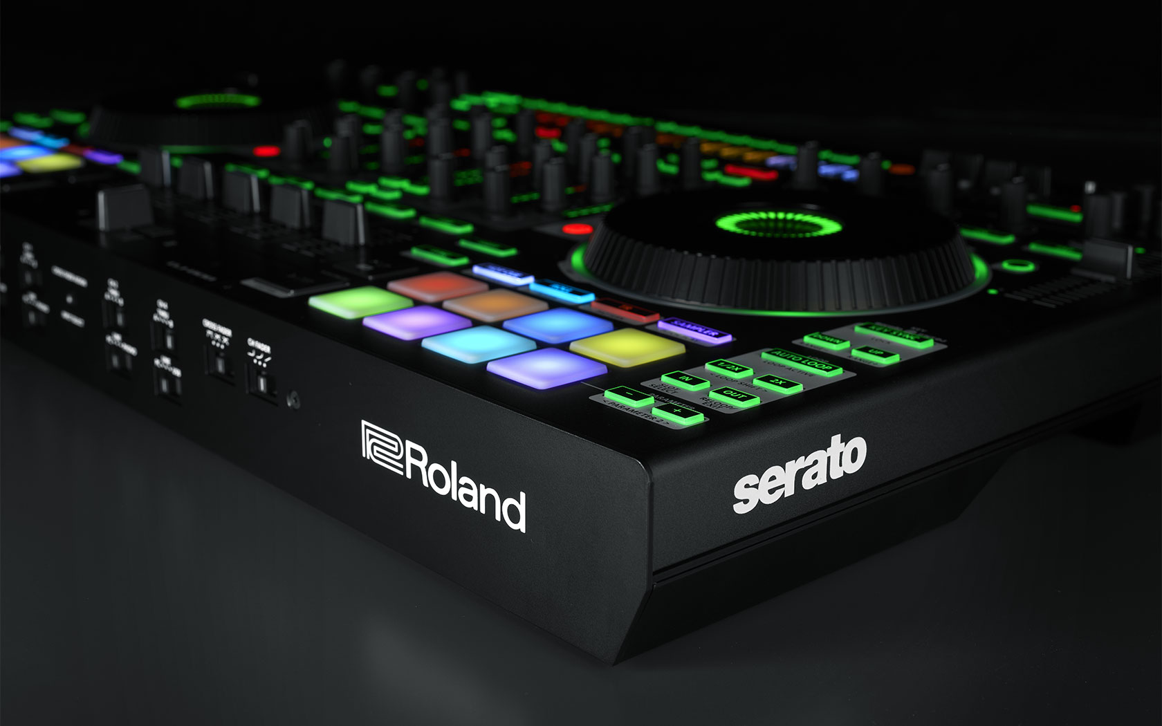 欢迎访问Roland中文网站- DJ-808 | DJ控制器